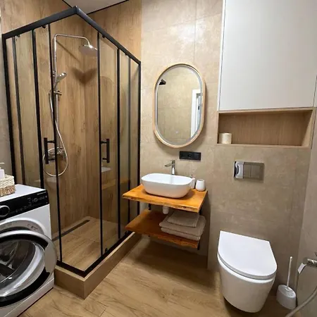 Apartment затишні, нові біля моря *