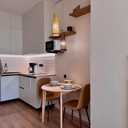 Apartment затишні, нові біля моря