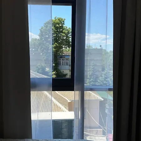Apartment затишні, нові біля моря Odessa